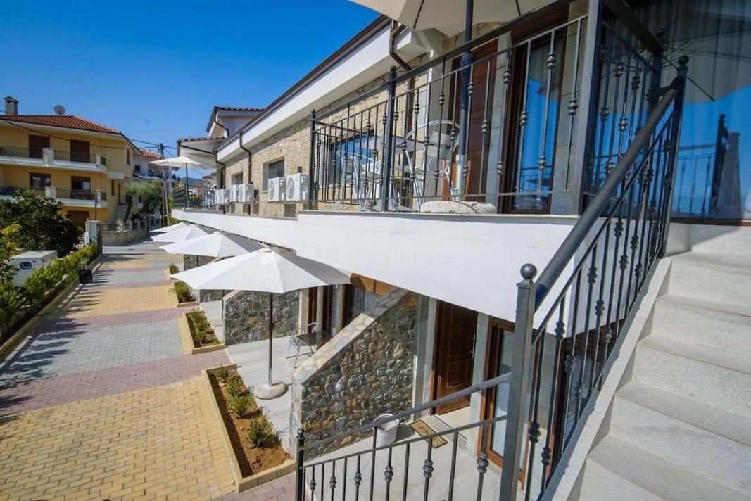 Stone Suites Pefkochori Dış mekan fotoğraf