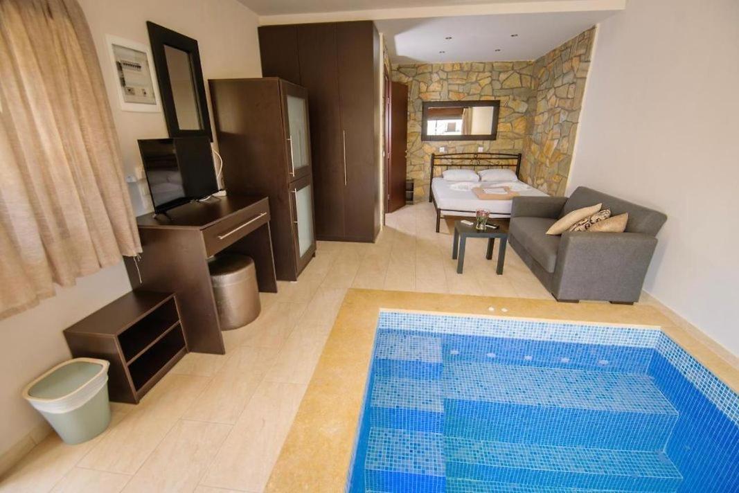 Stone Suites Pefkochori Dış mekan fotoğraf