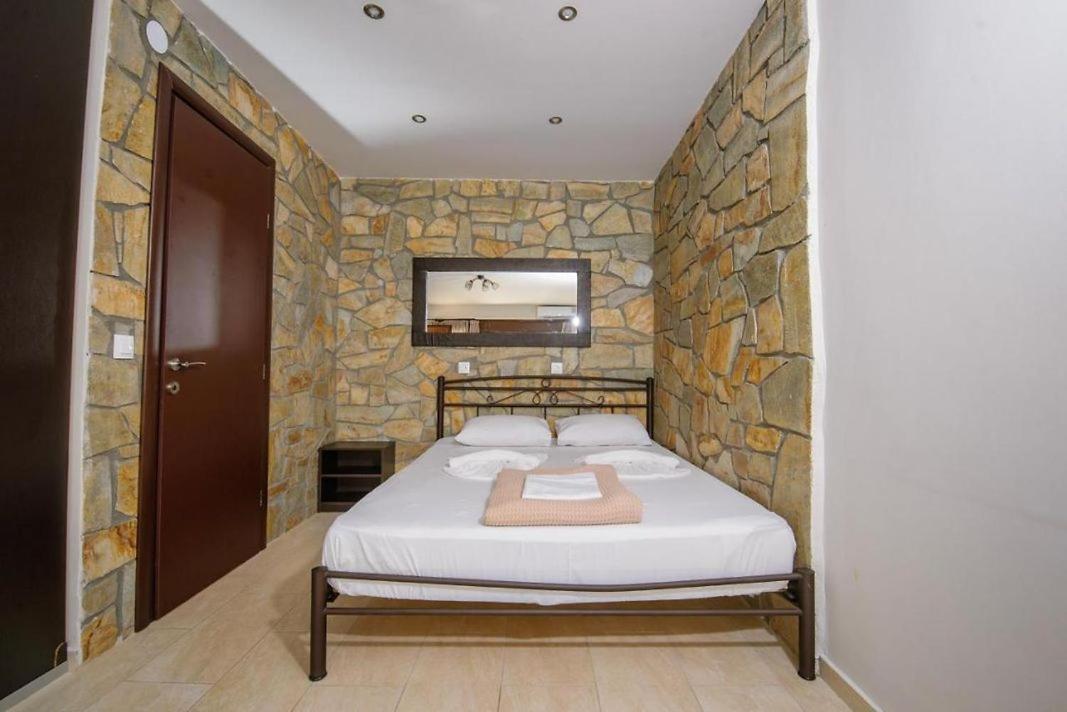 Stone Suites Pefkochori Dış mekan fotoğraf